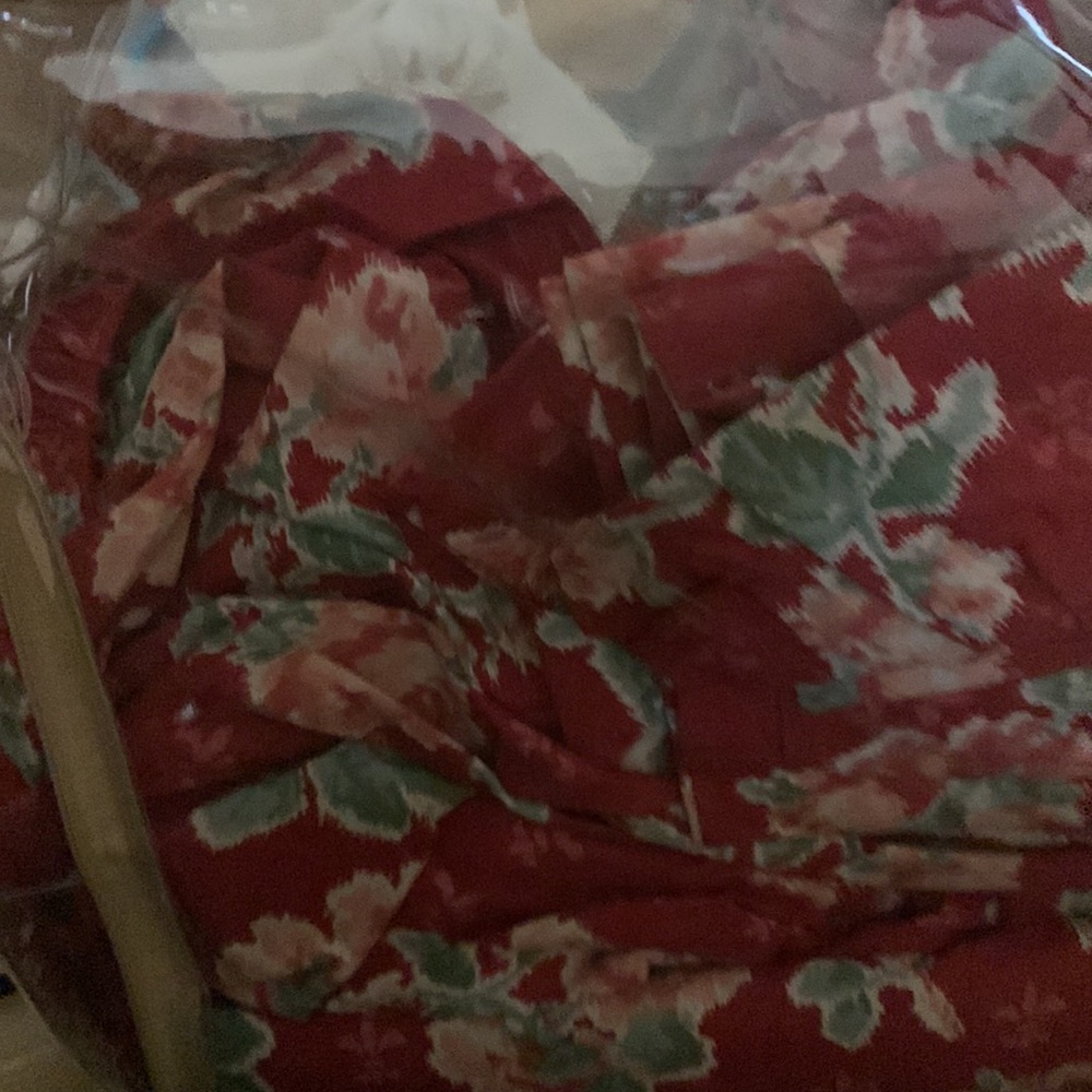 Bed skirt Ralph Lauren never used